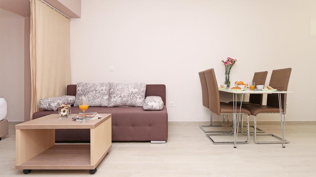 Apartments Hermes Tučepi エクステリア 写真