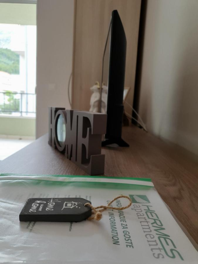 Apartments Hermes Tučepi エクステリア 写真