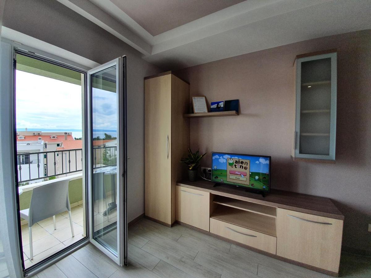 Apartments Hermes Tučepi エクステリア 写真
