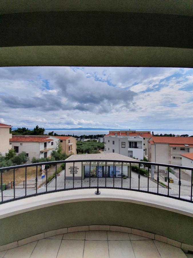 Apartments Hermes Tučepi エクステリア 写真